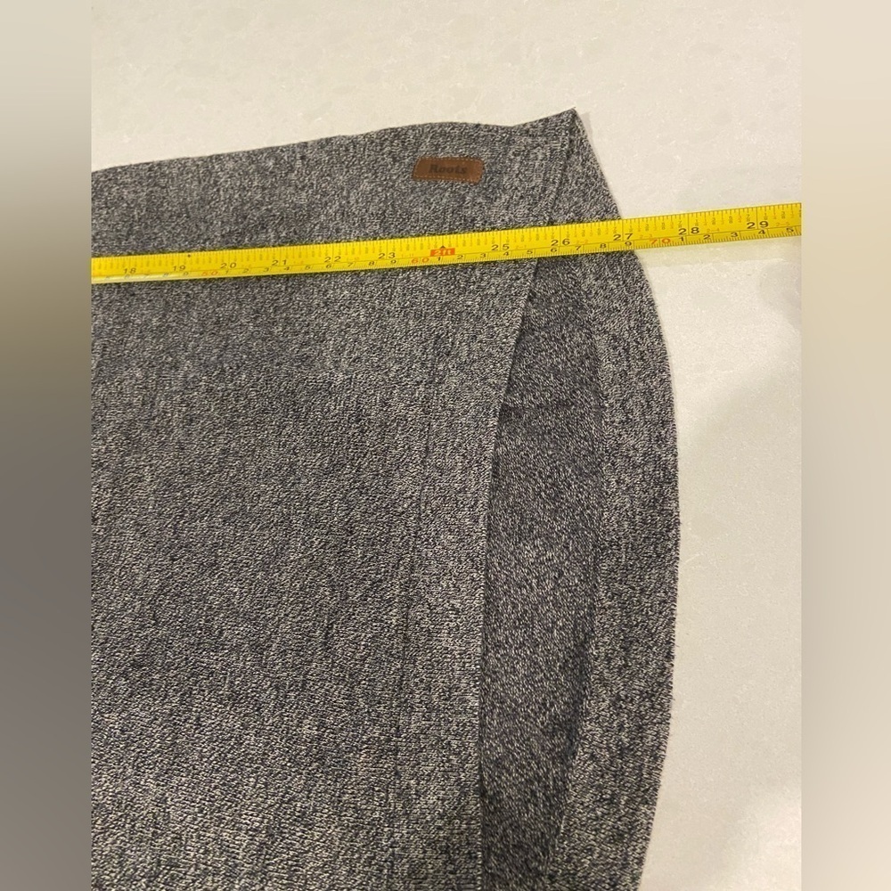 Roots Women’s Cabin Sweater Grey Small - Picture 8 of 8